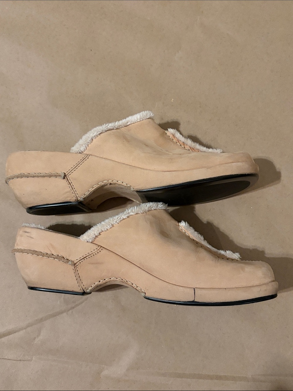 Mules lined shearling clogs size 8